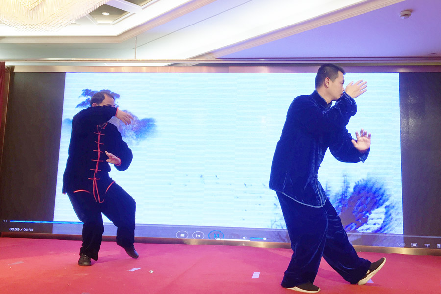 贏戰(zhàn)豬年、共創(chuàng)輝煌--山美股份隆重舉行2018年度表彰大會暨2019迎新年會