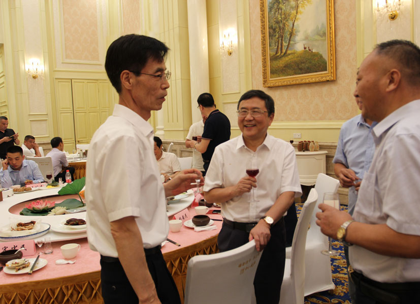 楊安民從業(yè)卅五周年系列報(bào)道--“璀璨卅五年，榮耀共分享”紀(jì)念晚宴
