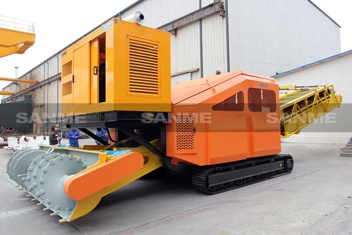 顛覆傳統(tǒng)裝車方式，山美履帶式取料機(jī)助您實(shí)現(xiàn)降本增效、節(jié)能減排！