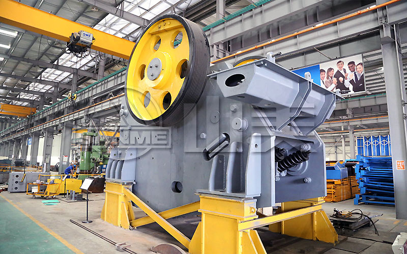 顎式破碎機(jī)怎么樣？顎式破碎機(jī)的性能特點(diǎn)
